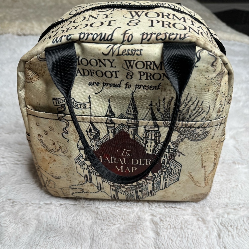Harry Potter Marauder's Map Insulated Lunch Tote - Picture 2 of 6